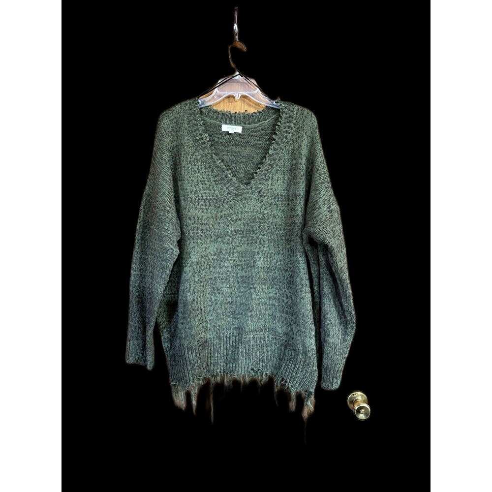 NWOT Umgee XL Olive Green Oversized V Neck Drop Shoulder Sleeves Frayed Hem Boho
